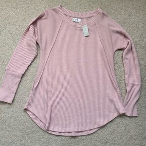 NWT women’s pink long sleeved top size small